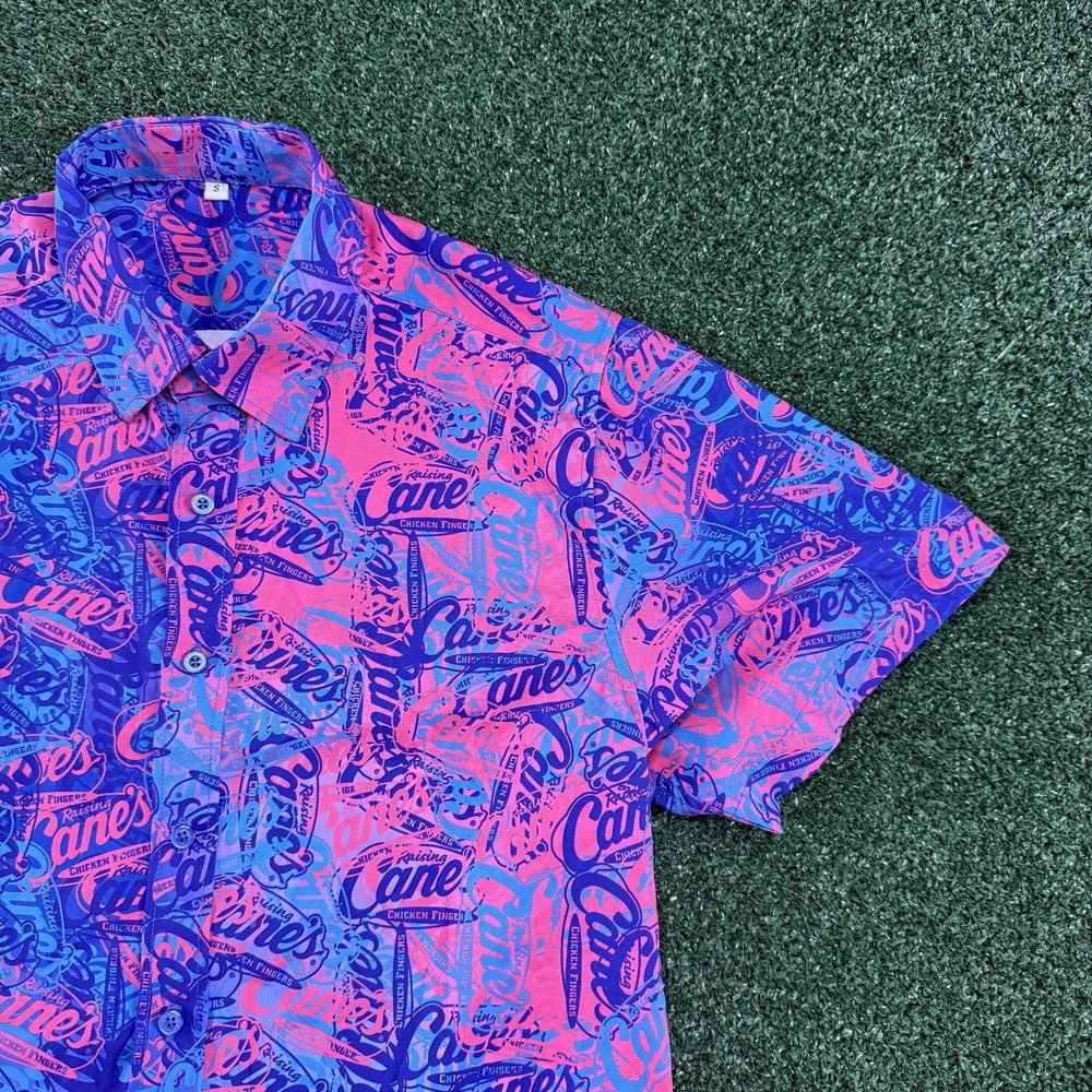 Raising Cane's Shirt Mens Short Sleeve Button Size Medium All Over Print